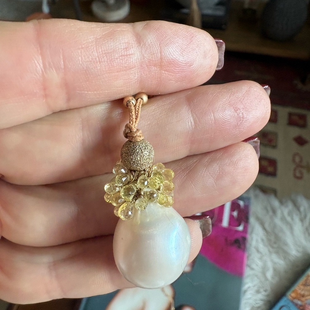 Samira 13 Pearl and Gold Necklace with Yellow Accents